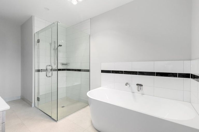 Photo of property in 2 Bastille Court, Rangatira Park, Taupo, 3330