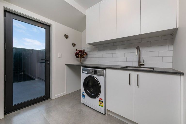 Photo of property in 41 Avalon Station Drive, Wanaka, 9305
