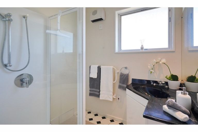 Photo of property in 4/120 Saint James Avenue, Papanui, Christchurch, 8053