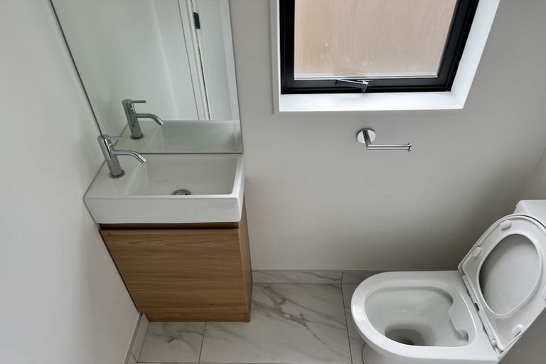 Photo of property in 2 Aumarire Lane, Favona, Auckland, 2024