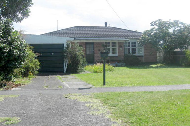 Photo of property in 19 Lewis Avenue, Aramoho, Whanganui, 4500