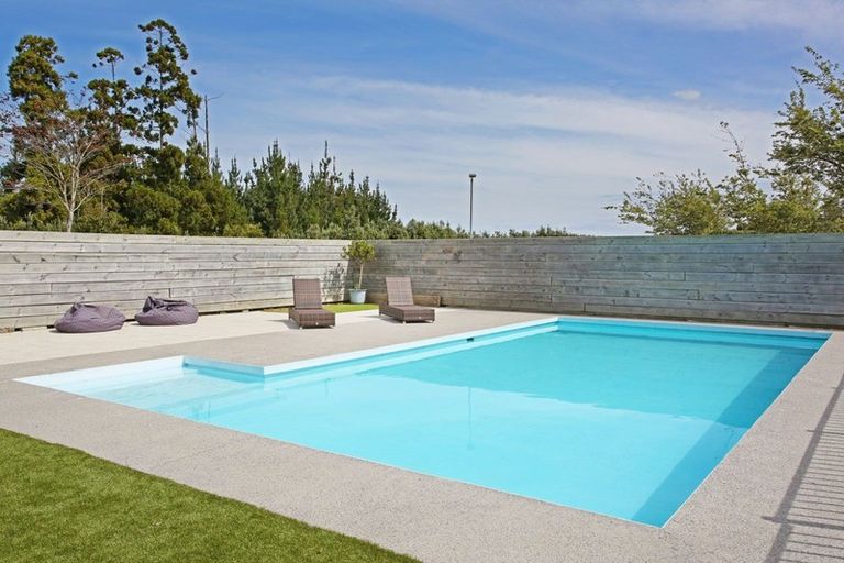 Photo of property in 55a Taylor Road, Kingseat, Pukekohe, 2679