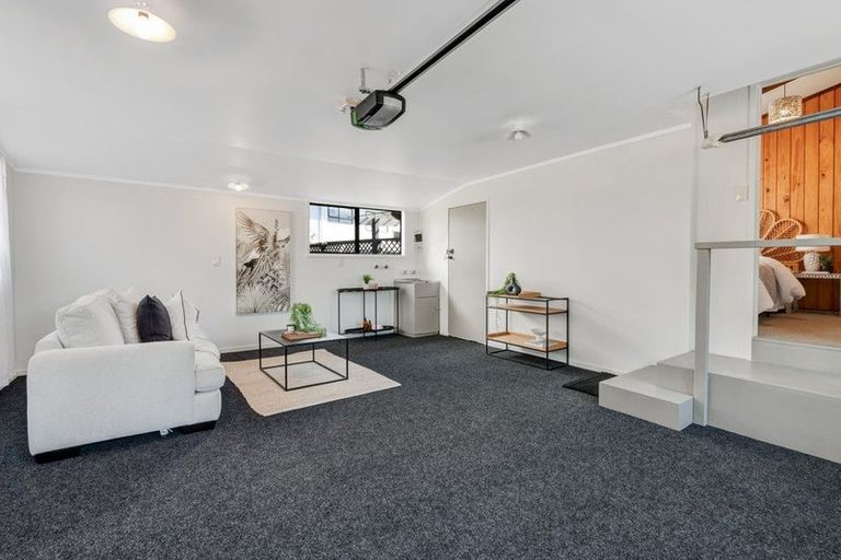 Photo of property in 57 Maygrove Drive, Orewa, 0931