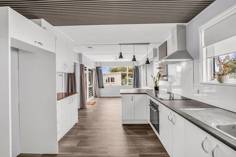 Photo of property in 92 Swiss Avenue, Gonville, Whanganui, 4501