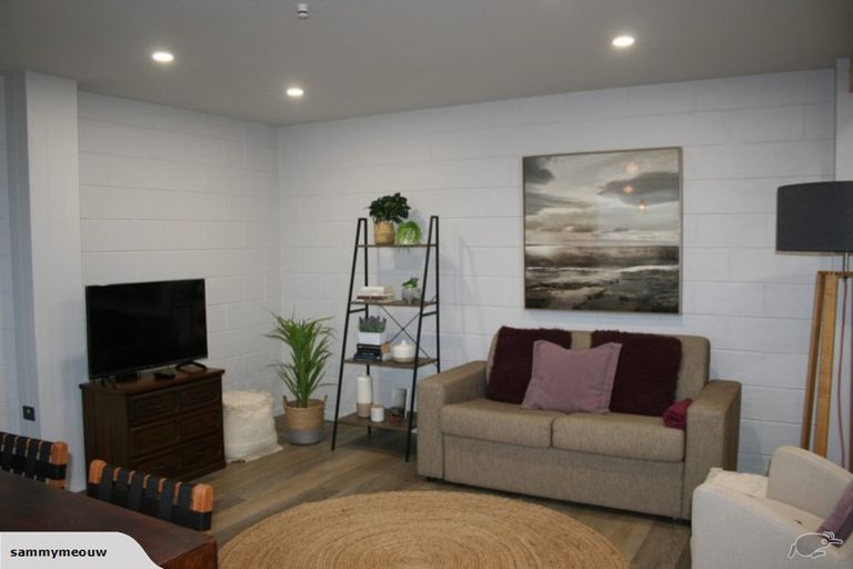 Photo of property in 12 Tairua Heights, Tairua, 3508