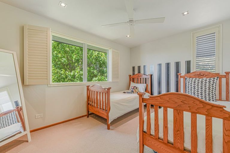 Photo of property in 16 Aratia Way, Richmond, 7020
