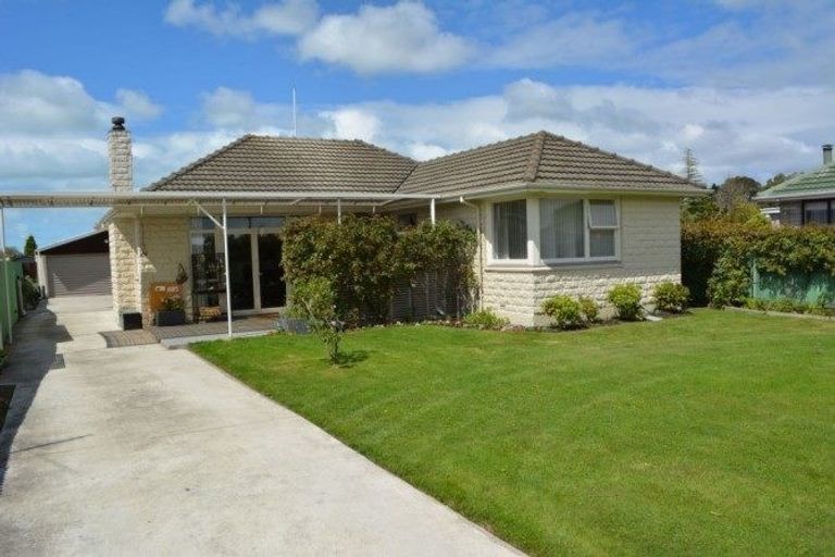 Photo of property in 25 Sneyd Street, Kaiapoi, 7630