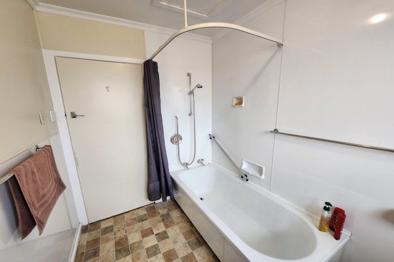 Photo of property in 14 Warwick Street, Oamaru North, Oamaru, 9400