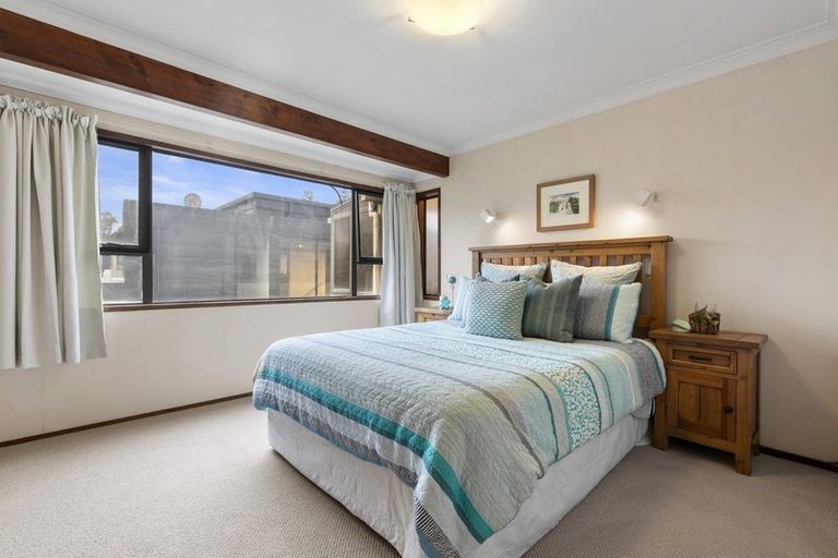 Photo of property in 88 Marine Parade, Mount Maunganui, 3116