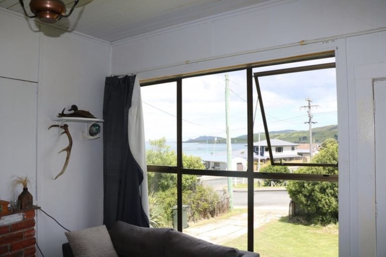 Photo of property in 14 Rata Street, Kaka Point, 9271