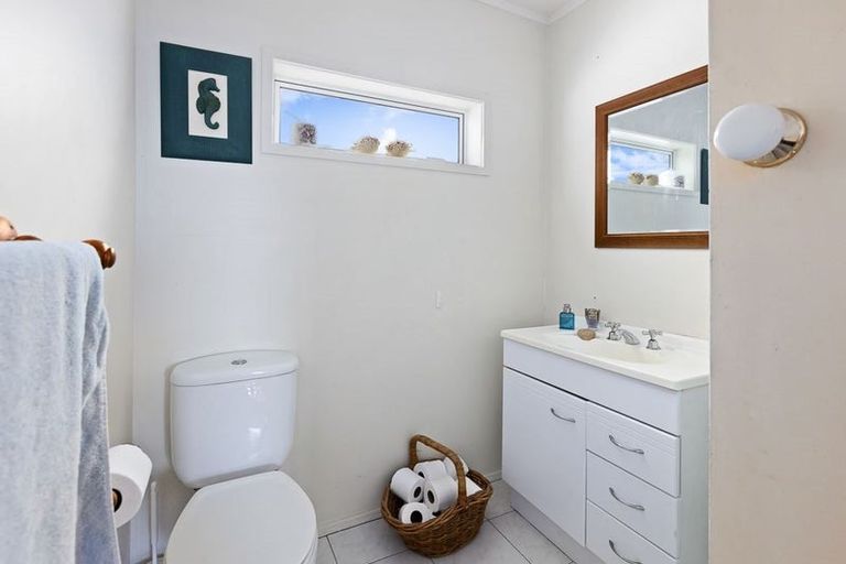 Photo of property in 11 Sea View Road, Leigh, Warkworth, 0985