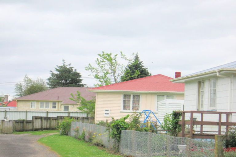 Photo of property in 16 Russell Avenue, Te Aroha, 3320