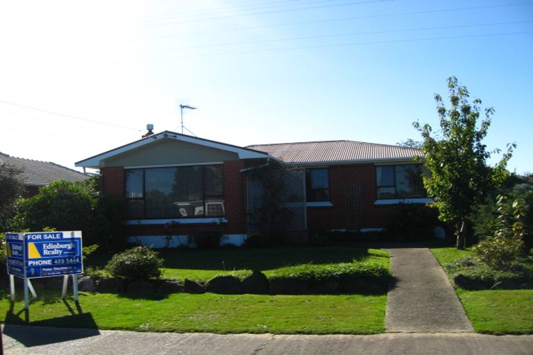 Photo of property in 71 Stirling Crescent, Mosgiel, 9024