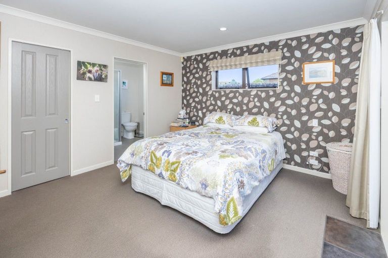 Photo of property in 26 Ravenscourt Place, Huntington, Hamilton, 3210