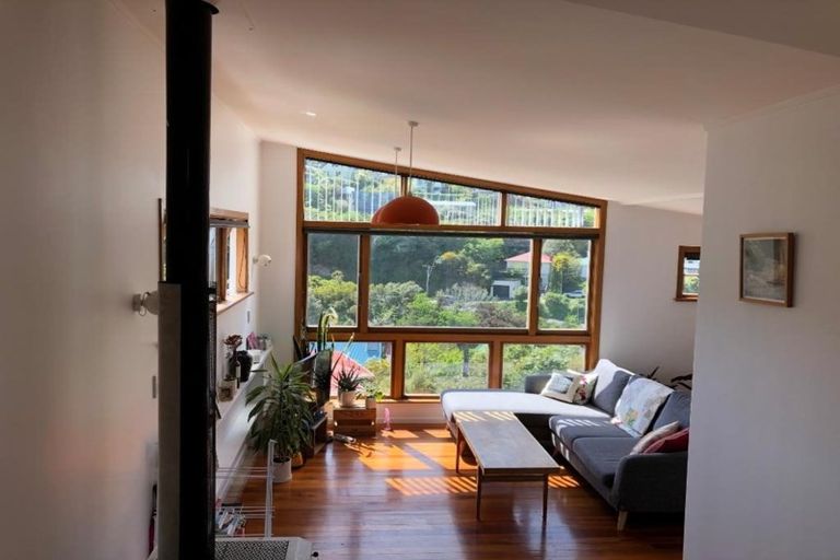 Photo of property in 42 Hathaway Avenue, Karori, Wellington, 6012