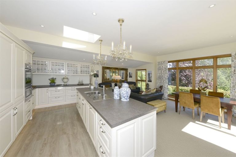 Photo of property in 8 Crichton Terrace, Cashmere, Christchurch, 8022