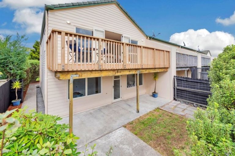 Photo of property in 15 Pooks Road, Ranui, Auckland, 0612