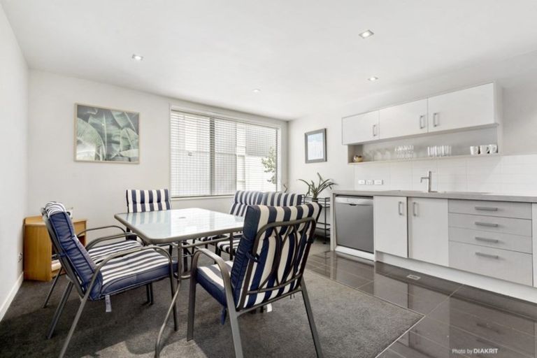 Photo of property in Altar Apartments, 62/120 Rintoul Street, Newtown, Wellington, 6021