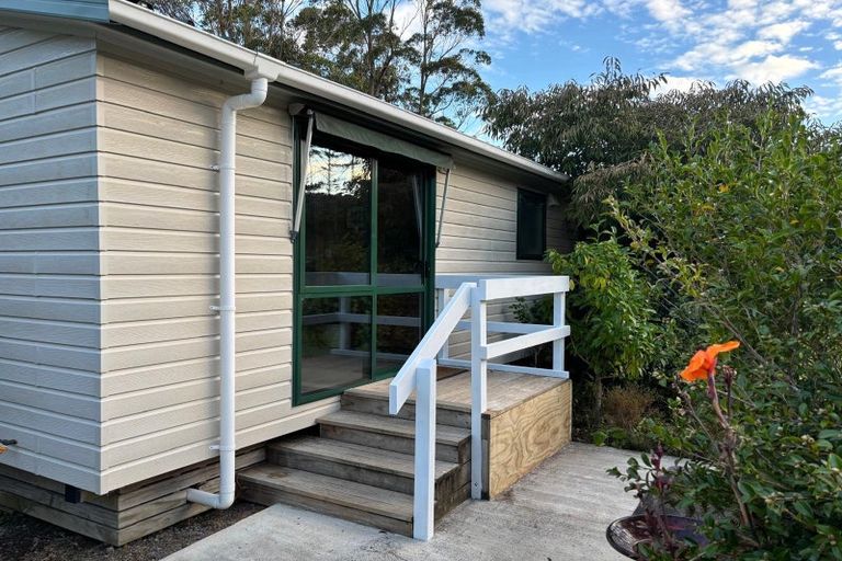 Photo of property in 185 Anzac Road, Waitakere, Auckland, 0816