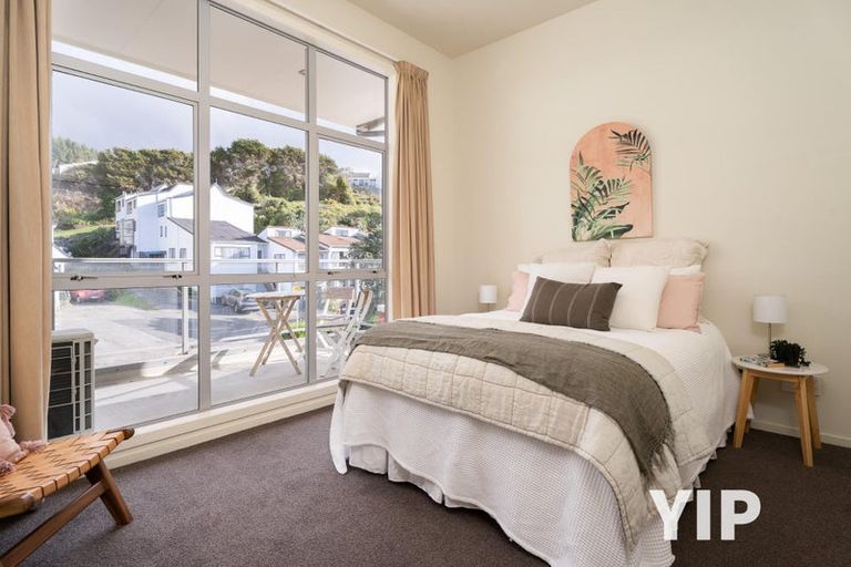 Photo of property in 3/20 Main Road, Tawa, Wellington, 5028