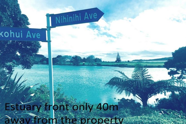 Photo of property in 6b Pokohui Avenue, Raglan, 3225