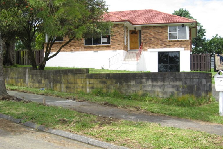 Photo of property in 7 Leeson Place, Mangere, Auckland, 2022
