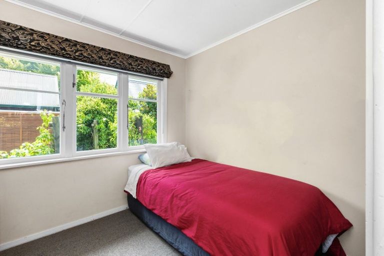 Photo of property in 48 Auckland Road, Greenmeadows, Napier, 4112