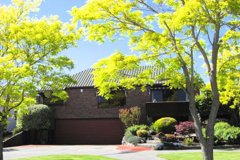 Photo of property in 22 Rembrandt Place, Burnside, Christchurch, 8053