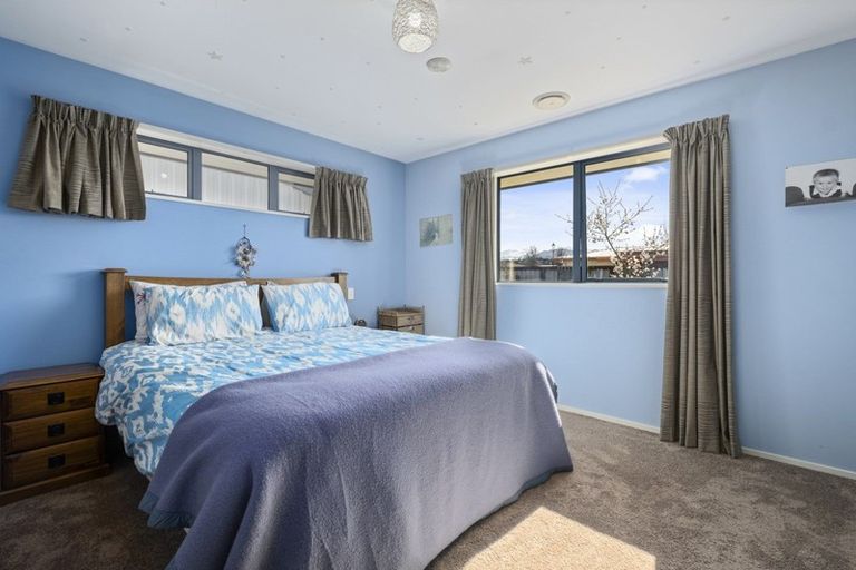 Photo of property in 13 Ash Avenue, Albert Town, Wanaka, 9305