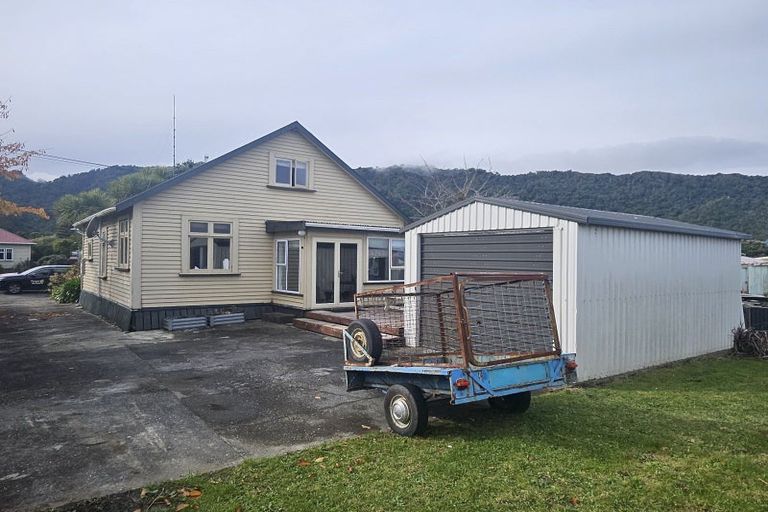 Photo of property in 78 Ward Street, Cobden, Greymouth, 7802