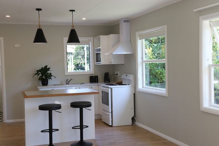 Photo of property in 33 Horopito Road, Waikanae, 5036