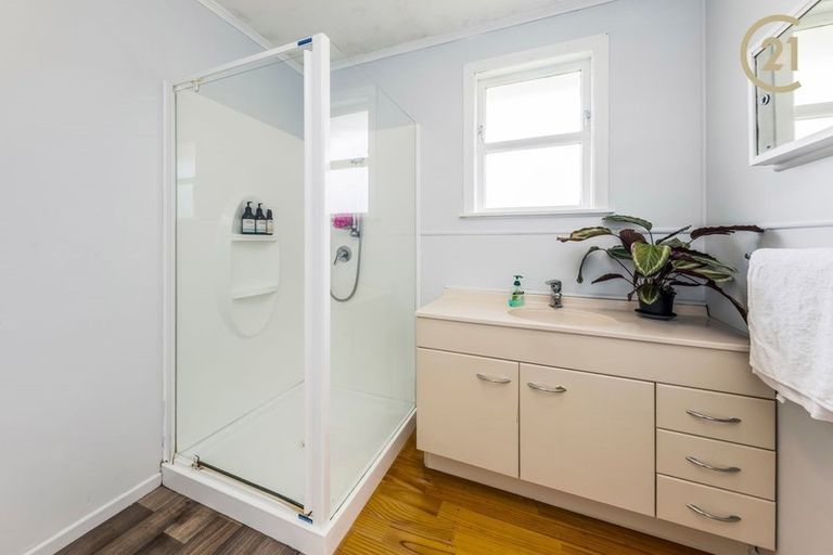 Photo of property in 35 Tairere Crescent, Rosehill, Papakura, 2113