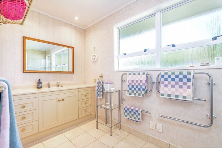 Photo of property in 7 Trent Street, Rongotea, 4476