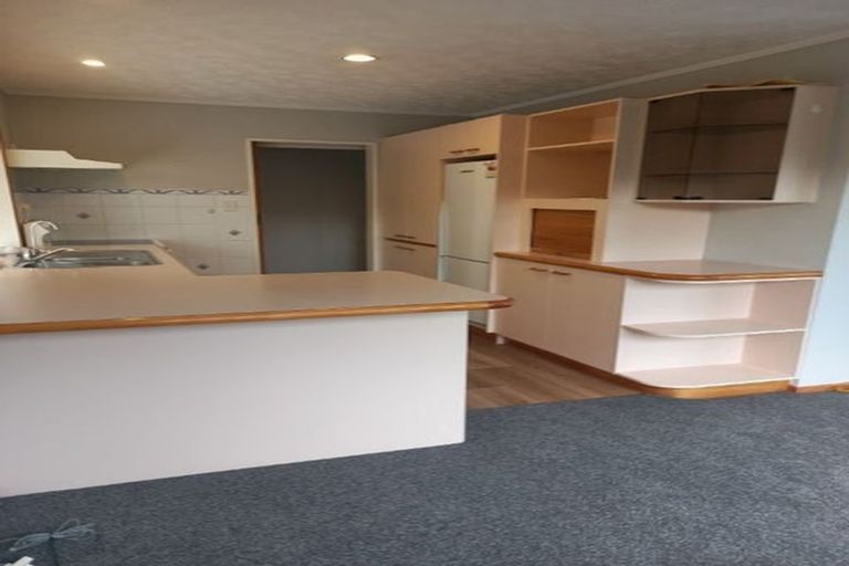 Photo of property in 71 Elizabeth Street, Waikanae, 5036