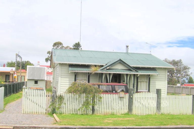 Photo of property in 14 Railway Row, Ohakune, 4625