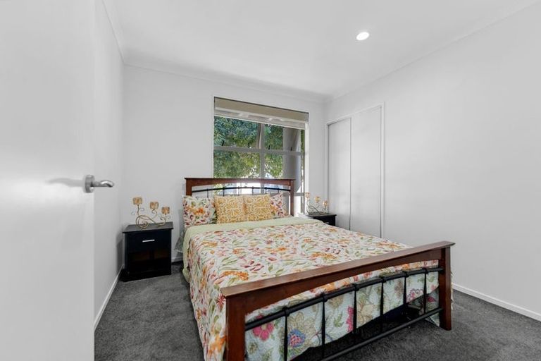 Photo of property in 41 Bruce Pulman Drive, Takanini, 2112