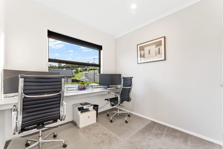 Photo of property in 20 Woodridge Drive, Stanmore Bay, Whangaparaoa, 0932