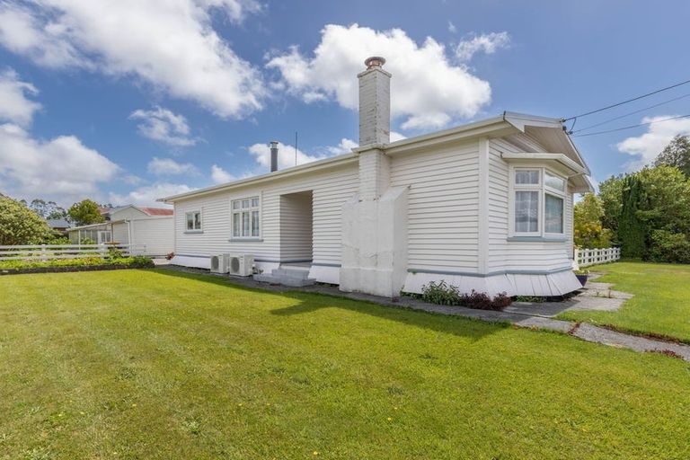Photo of property in 98 Seddon Street, Kumara, 7832