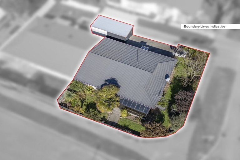 Photo of property in 1/2 Bayswater Crescent, Bromley, Christchurch, 8062