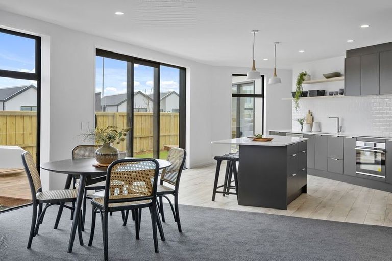 Photo of property in 2/1 Hebe Lane, Northwood, Christchurch, 8051