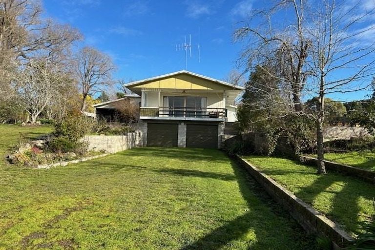 Photo of property in 96 Tikokino Road, Waipawa, 4273