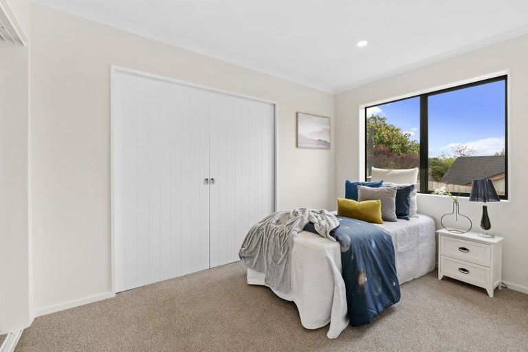 Photo of property in 9 Travis View Drive, Fairview Heights, Auckland, 0632