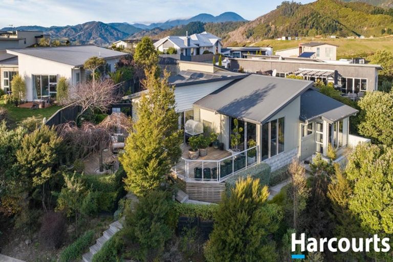 Photo of property in 6 Istana Place, Britannia Heights, Nelson, 7010