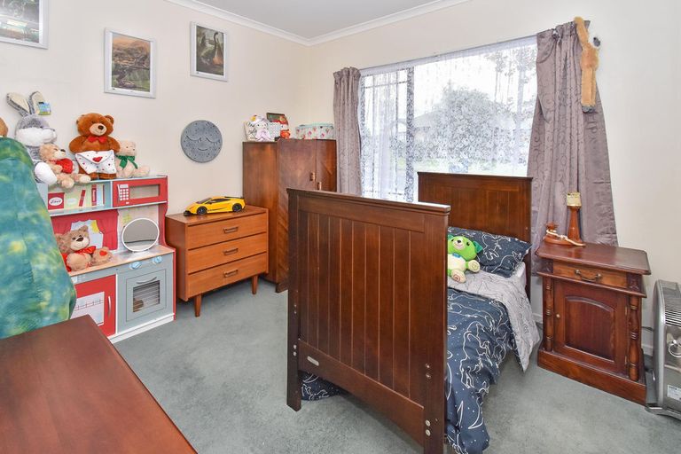 Photo of property in 5 Adair Place, Weymouth, Auckland, 2103