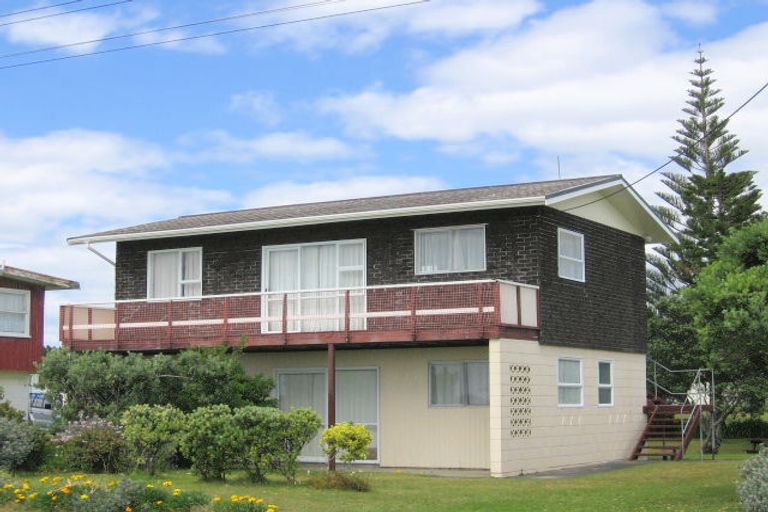 Photo of property in 90 Broadway Road, Waihi Beach, 3611