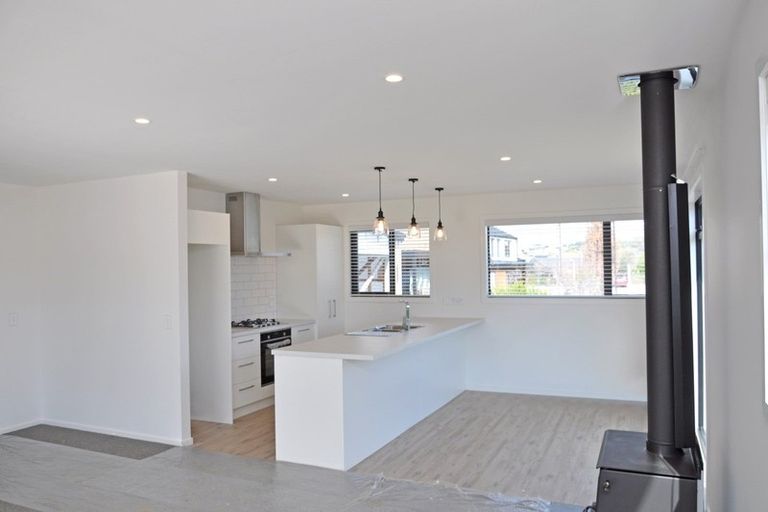 Photo of property in 6 Kapuka Lane, Wanaka, 9305