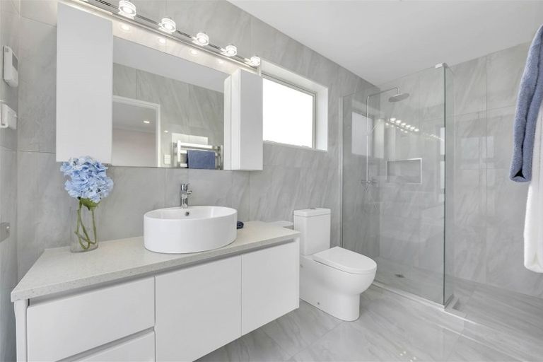 Photo of property in 21 Hughs Way, Flat Bush, Auckland, 2019