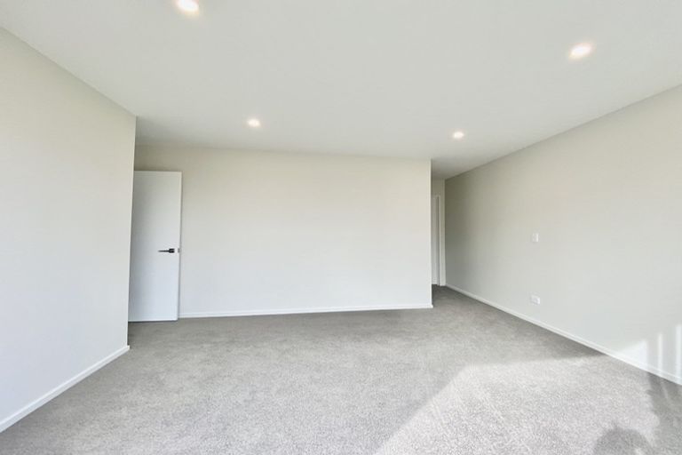 Photo of property in 14 Palmer Avenue, Glen Eden, Auckland, 0602