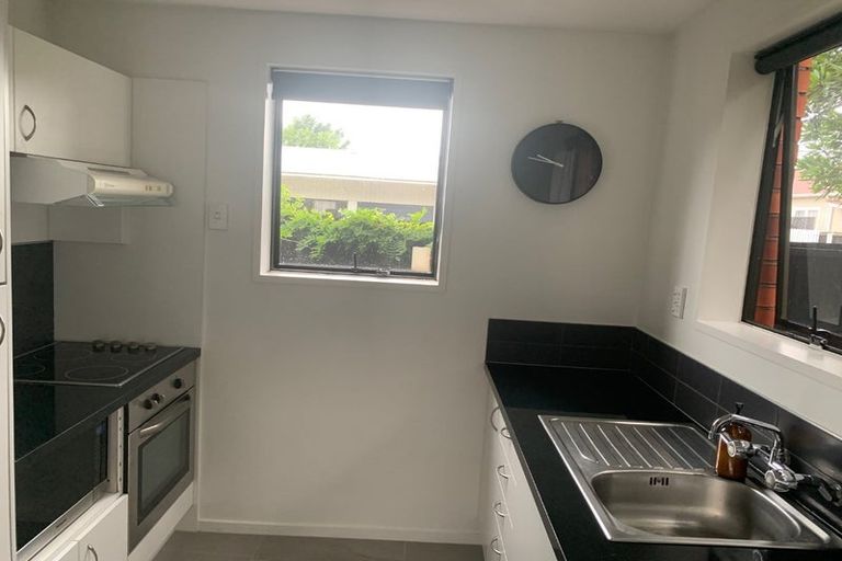 Photo of property in 2b Coles Place, St Albans, Christchurch, 8014