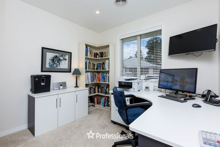 Photo of property in 5 Bateson Way, Heretaunga, Upper Hutt, 5018